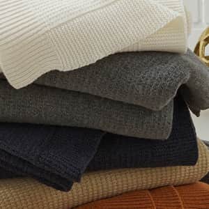 Pettra Throw