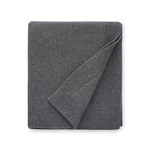 Pettra Throw