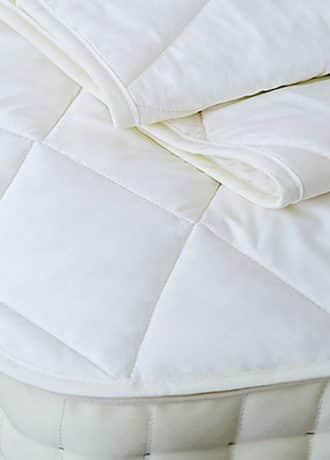 Vispring Lux Skirted Mattress Protector