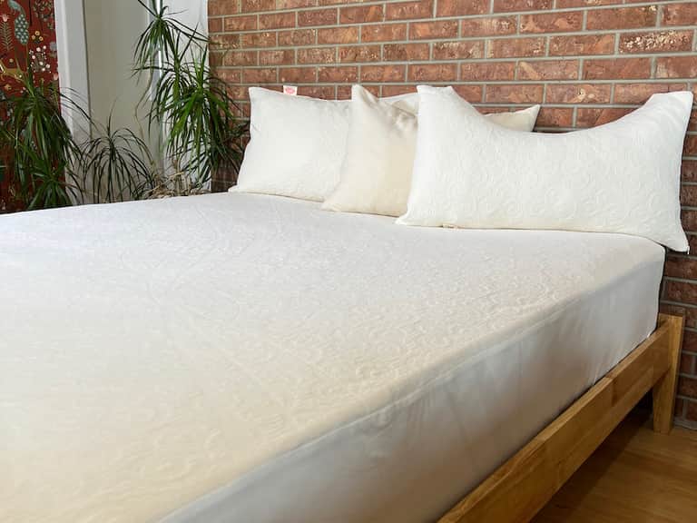 Suite Sleep Organic Cotton Knit Mattress Protector