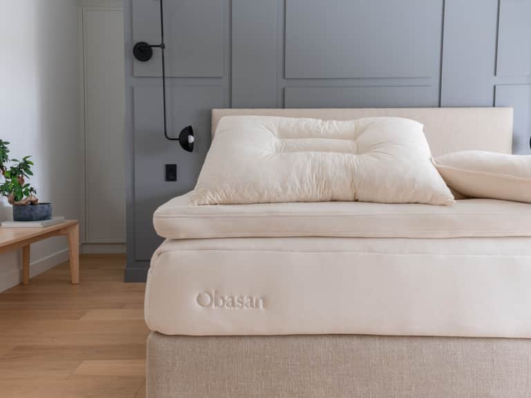 Obasan Contour Organic Shredded Rubber Pillow