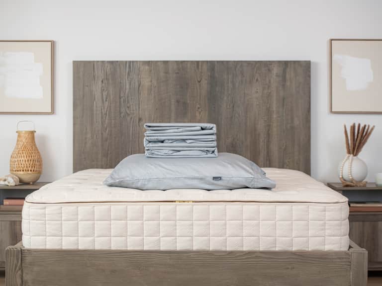 Naturepedic Organic Cotton Sateen Duvet Cover image