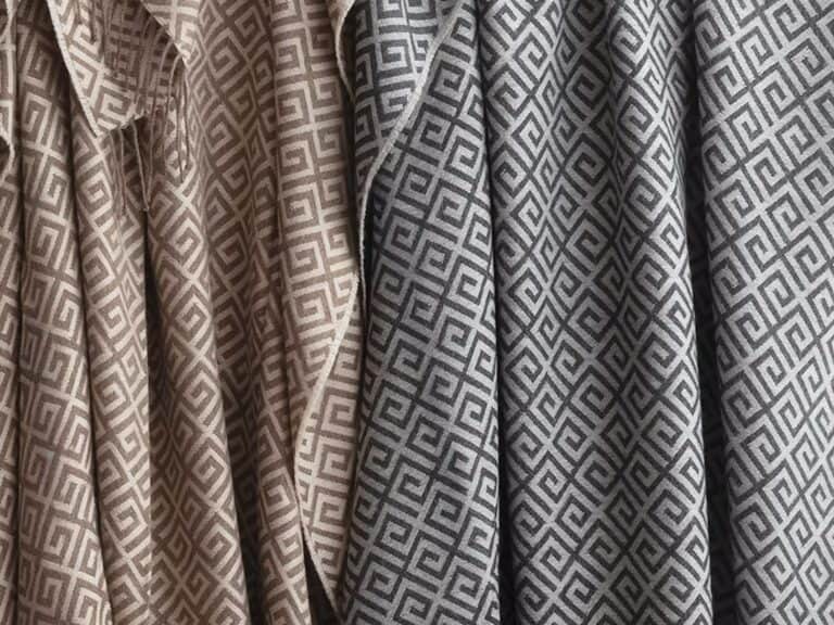 St Geneve Bruno Baby Alpaca Throw image