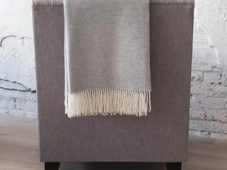 St Geneve Freya Wool and Cashmere Throw image