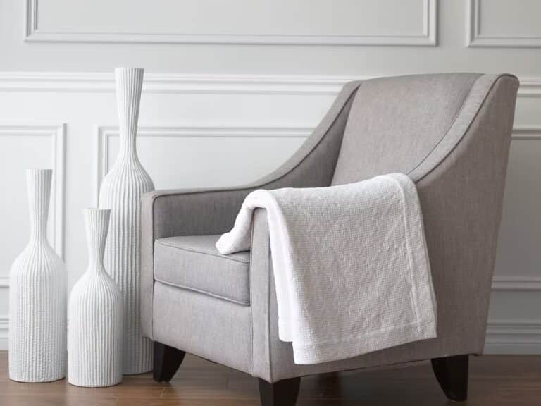 St Geneve Rochelle Cotton Matelasse Throw