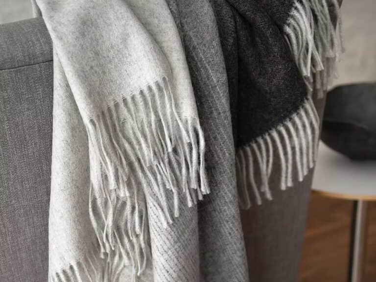 St Geneve Aria Alpaca and Wool Throw - Thumbnail 3