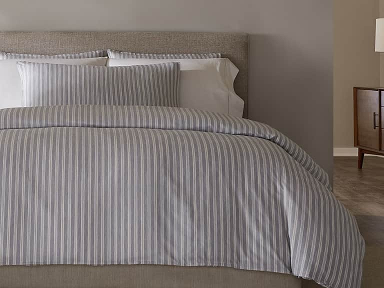 Leranto Duvet Cover image