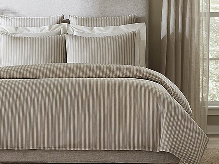 Leranto Duvet Cover - Online Exclusive image