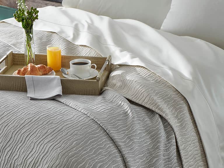 Ondate Blanket Cover image