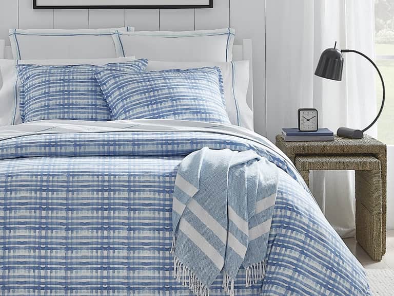 Plaidino Duvet Cover image