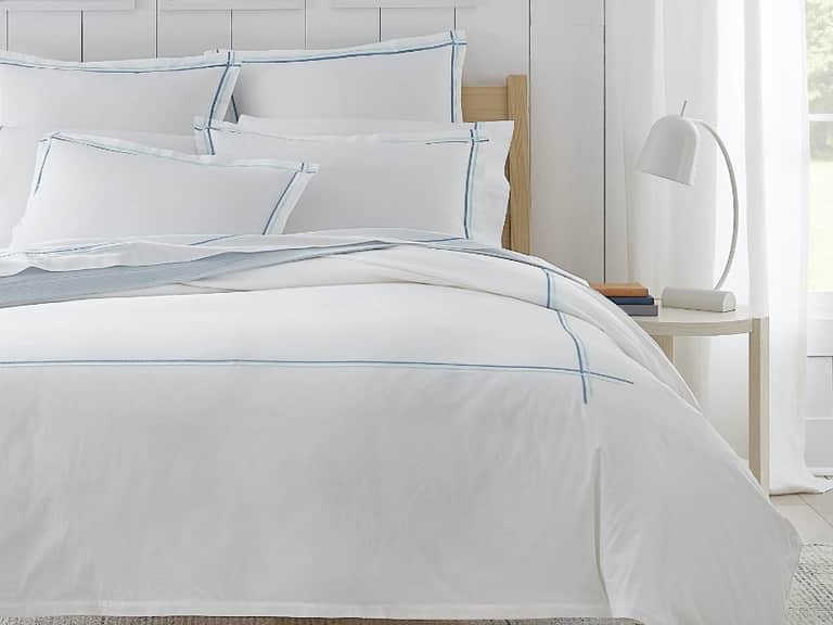 Tratto Duvet Cover image