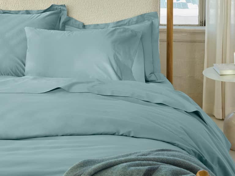 Refined Organic Percale Sheet Set image