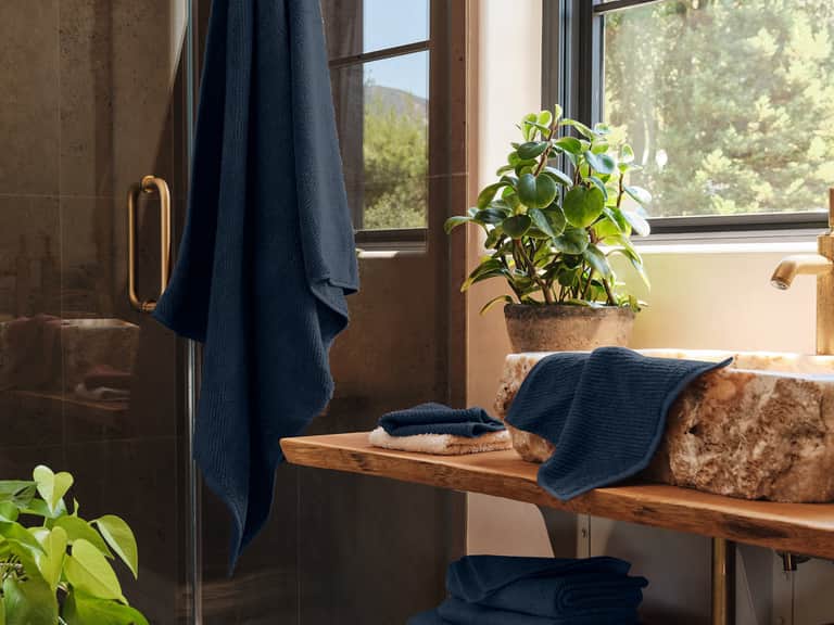 Air Weight&reg; Organic Towels image