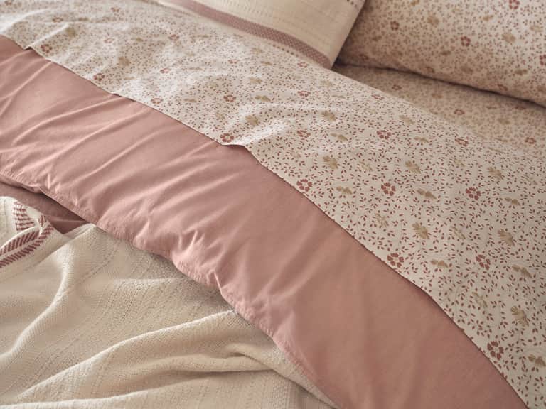 Organic Crinkled Percale&trade; Duvet Cover image