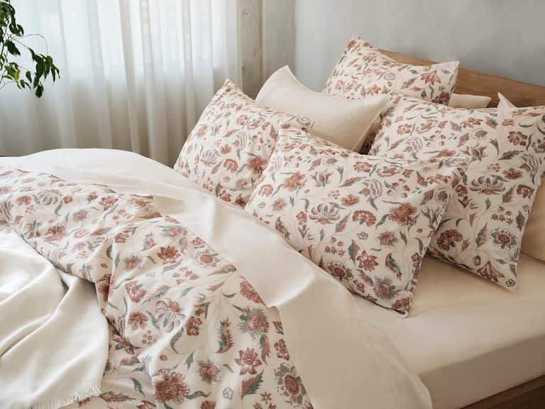 Viola Organic Print Duvet Cover image