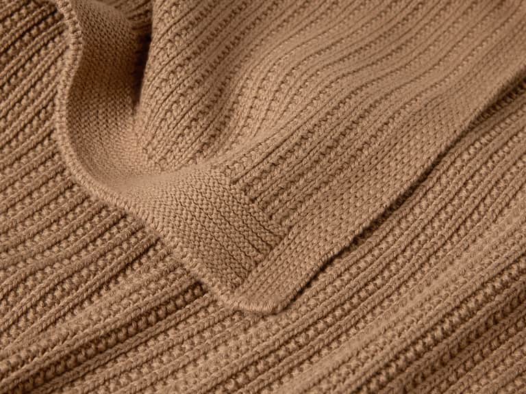 Linea Organic Knit Throw image
