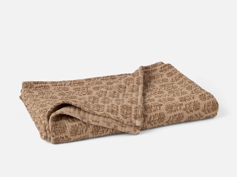 Mirada Organic Matelasse Throw image