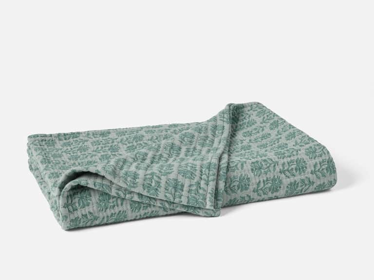 Mirada Organic Matelasse Throw image