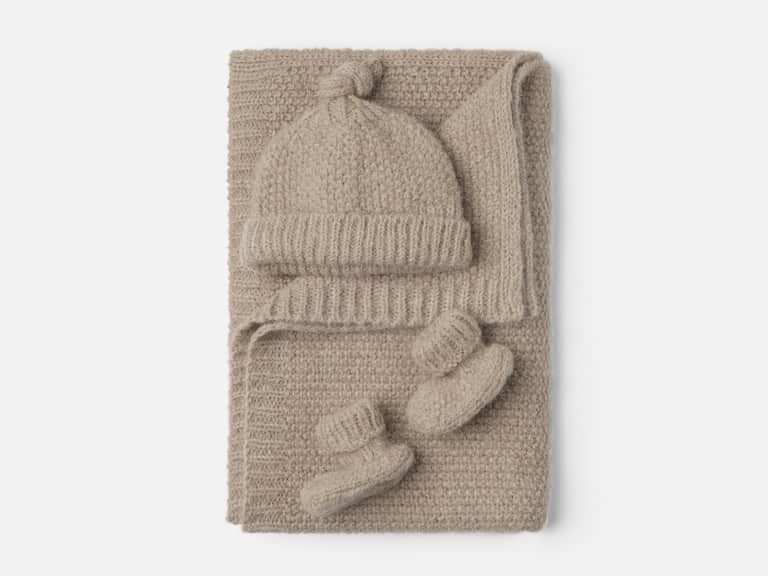 Semilla Suri Alpaca Knit Baby Gift Set image