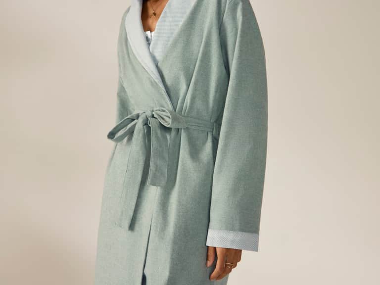 Women's Cloud Brushed Organic Flannel Robe image