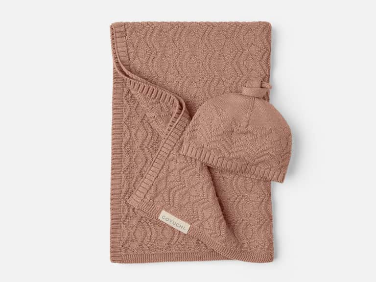 Wren Organic Knit Baby Gift Set image