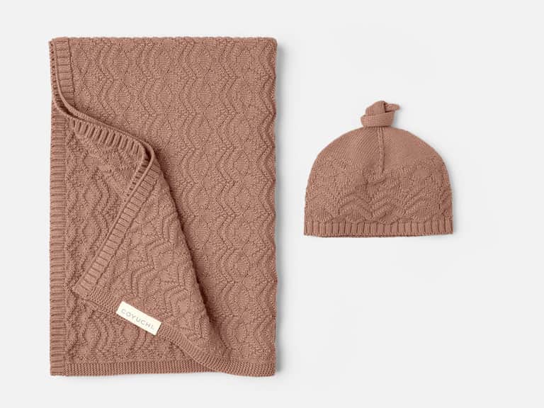 Wren Organic Knit Baby Gift Set image