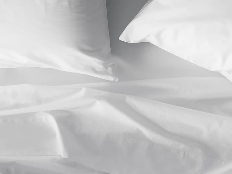 Refined Organic Percale Sheet Set image