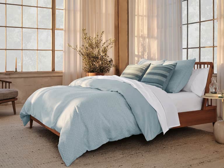 Refined Organic Percale Sheet Set image