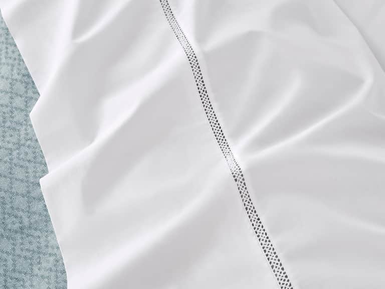 Refined Organic Percale Sheet Set image