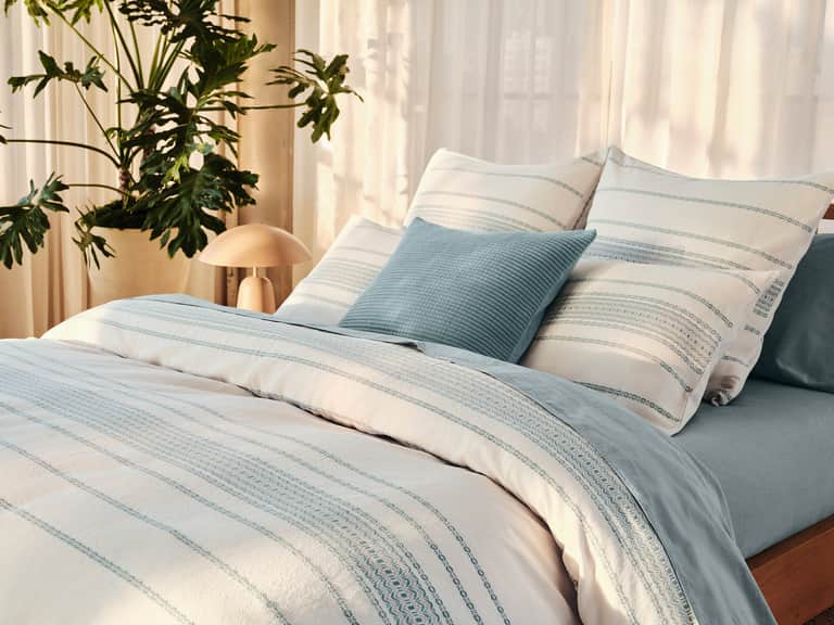 Rippled Stripe Organic Duvet Cover image