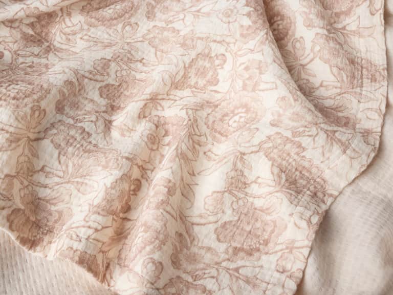 Balboa Organic Matelasse Print Throw image