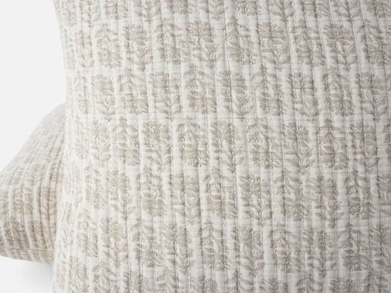 Mirada Organic Matelasse Sham image