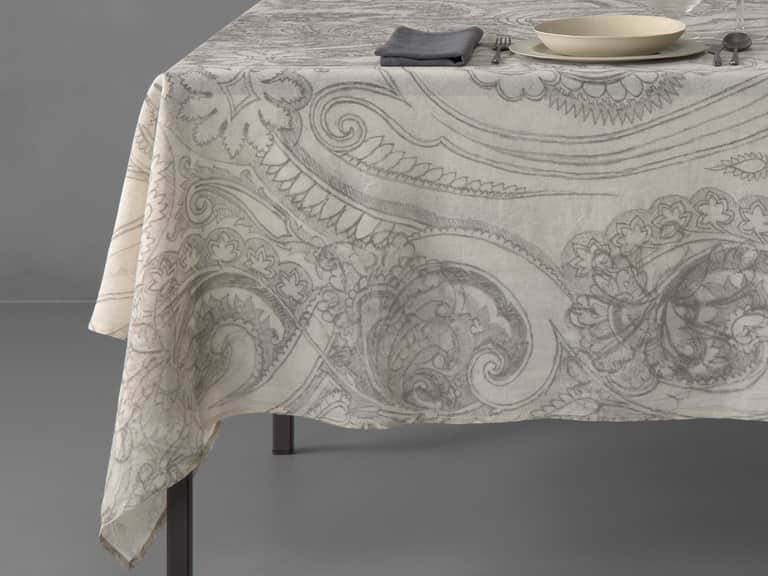 Ber Tablecloth image