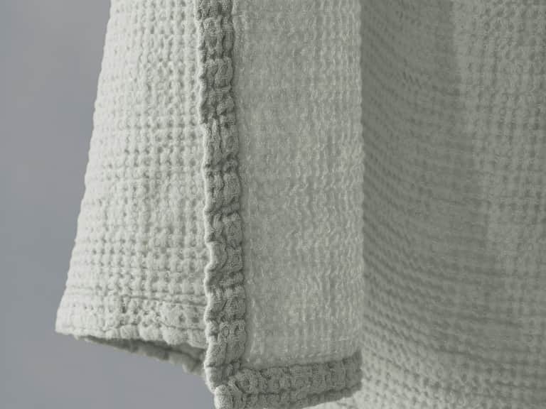 Lipe New Bath Towel image