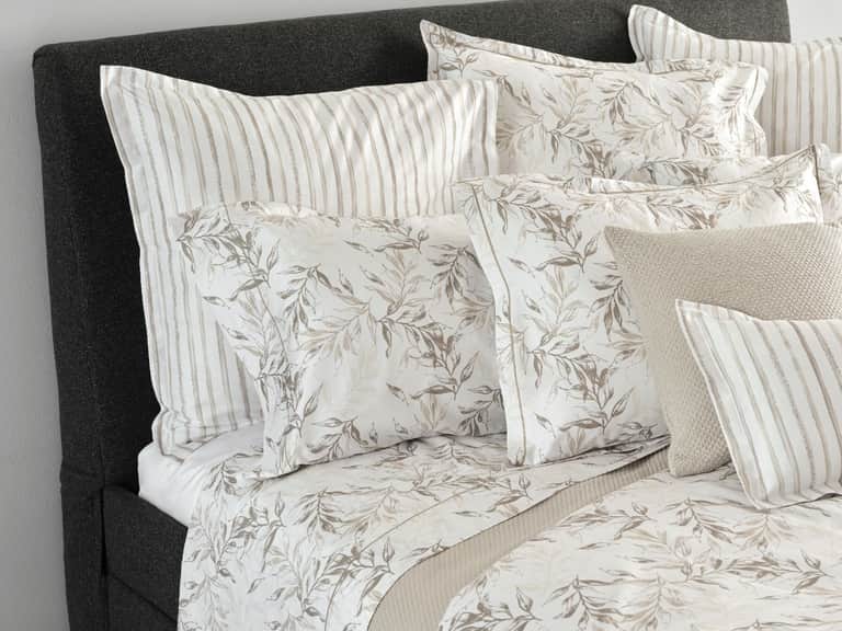 Natura Fitted Sheet image