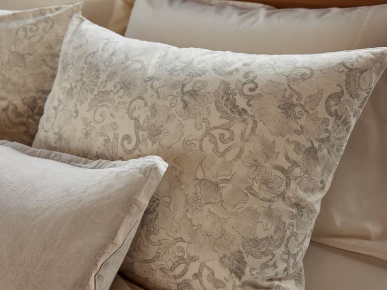 Solana Organic Print Duvet Cover image