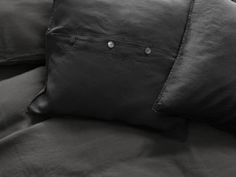 Rem Cushions Set image