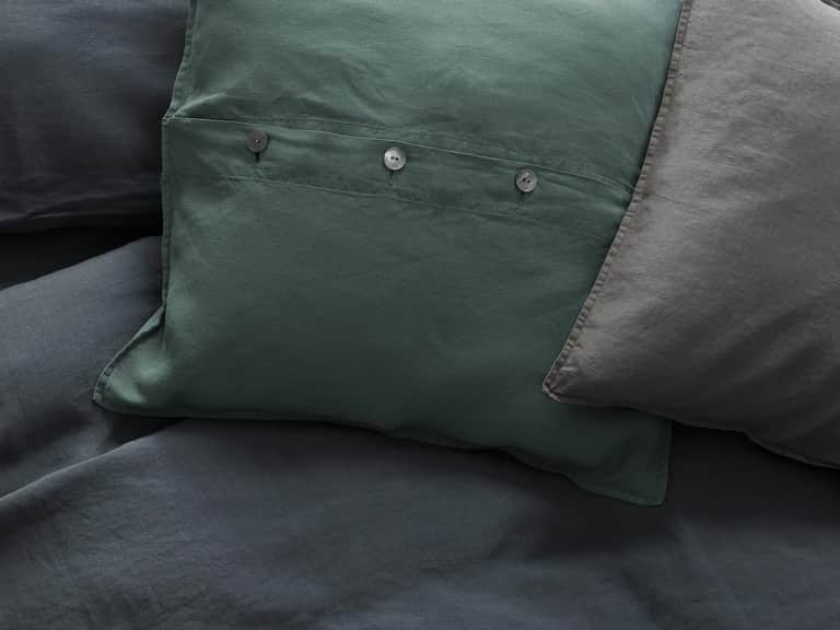 Rem Cushions Set image