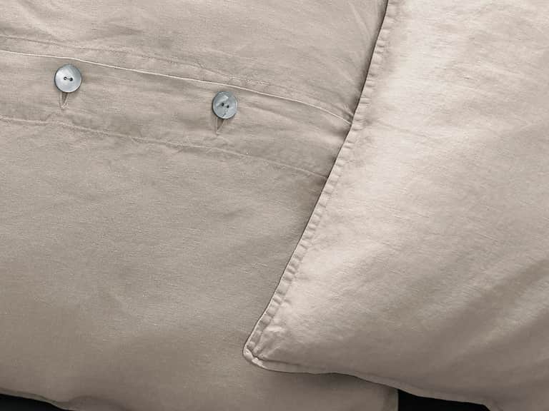 Rem Cushions Set image