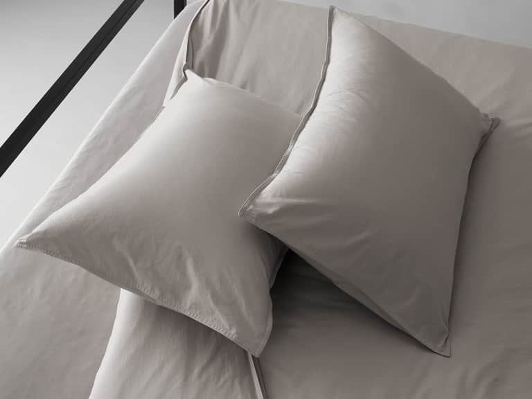 Tale Pillow Cases Set image