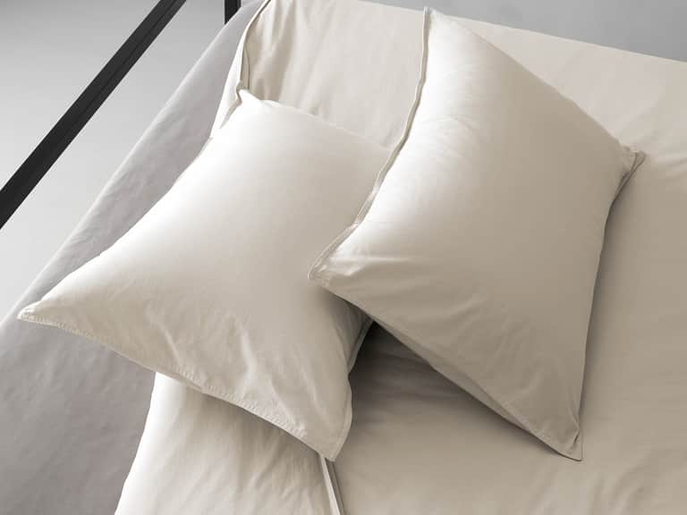 Tale Pillow Cases Set image