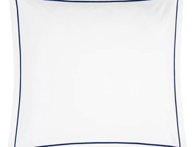 Bovi Classic Hotel Pillowcases and Shams image