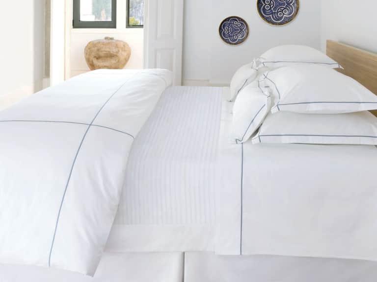 Bovi Classic Hotel Sheet Sets image