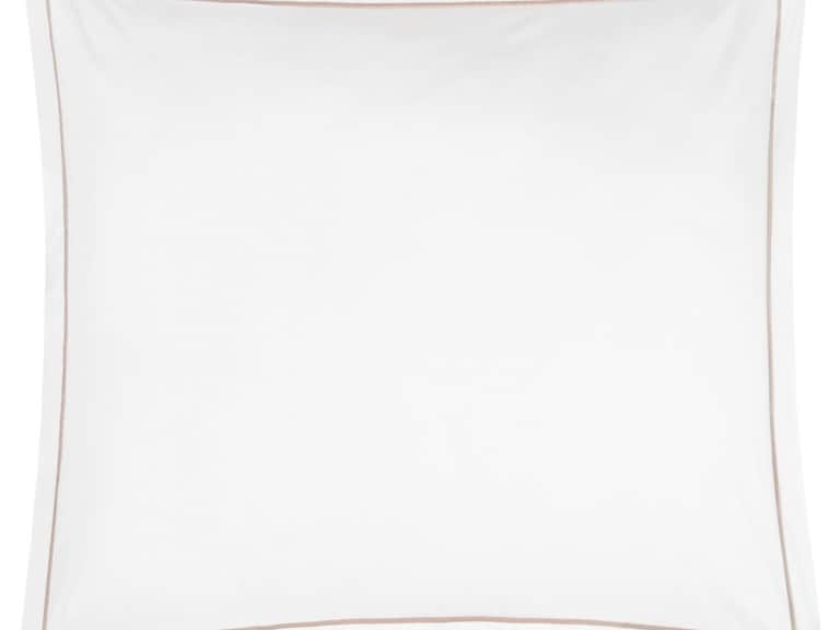 Bovi Classic Hotel Pillowcases and Shams image
