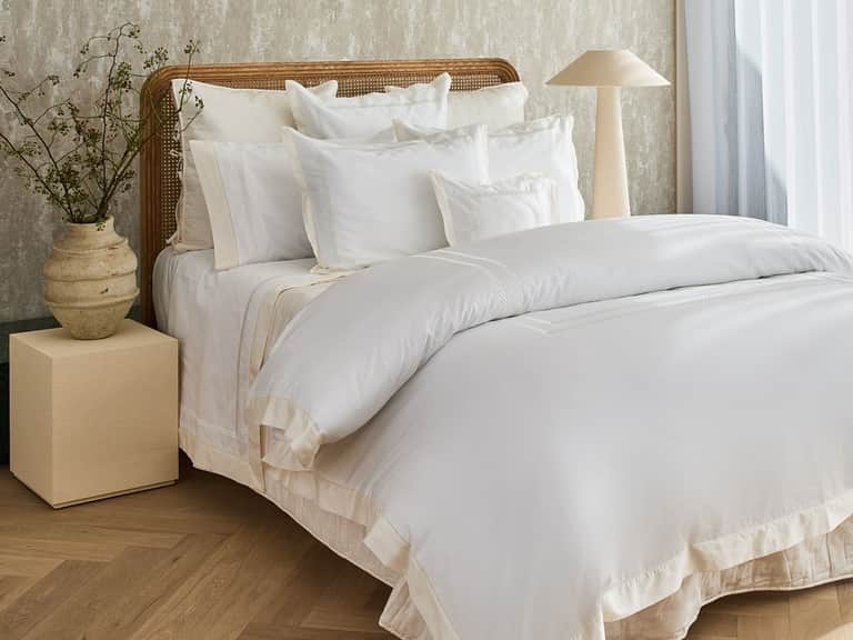 Bovi Simone Sateen Duvet Cover image