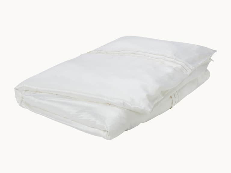 Eva White Silk Duvet Cover image