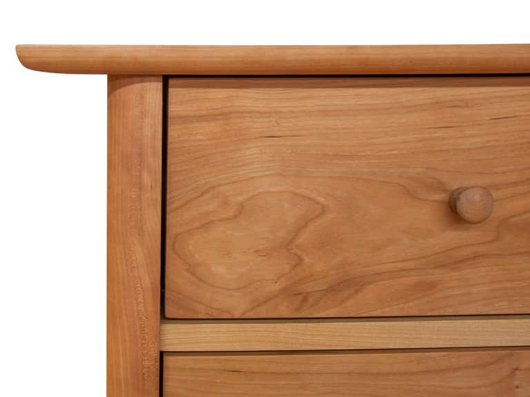 Heartwood Shaker 4-Drawer Dresser image