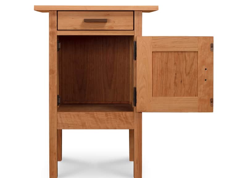 Modern Craftsman 1-Drawer Nightstand with Door image
