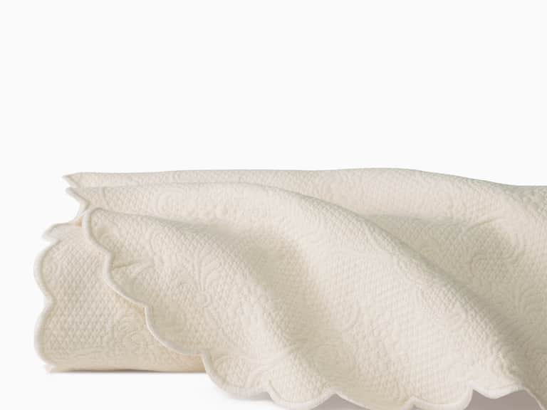 Alice Coverlet image