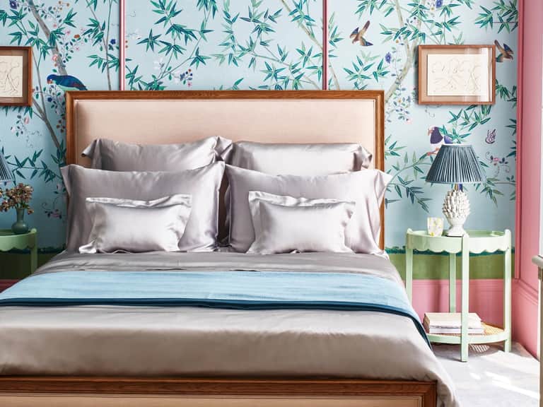 Silver Grey Silk Pillowcase image